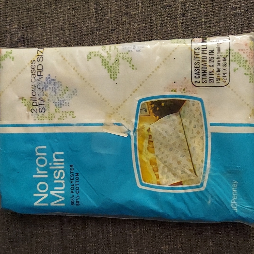 Vtg JCP Pillow Cases/ New in pkg